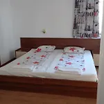 Vlasta Guest House